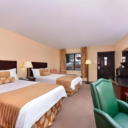 Americas Best Value Inn & Suites Victoria Exteriér fotografie